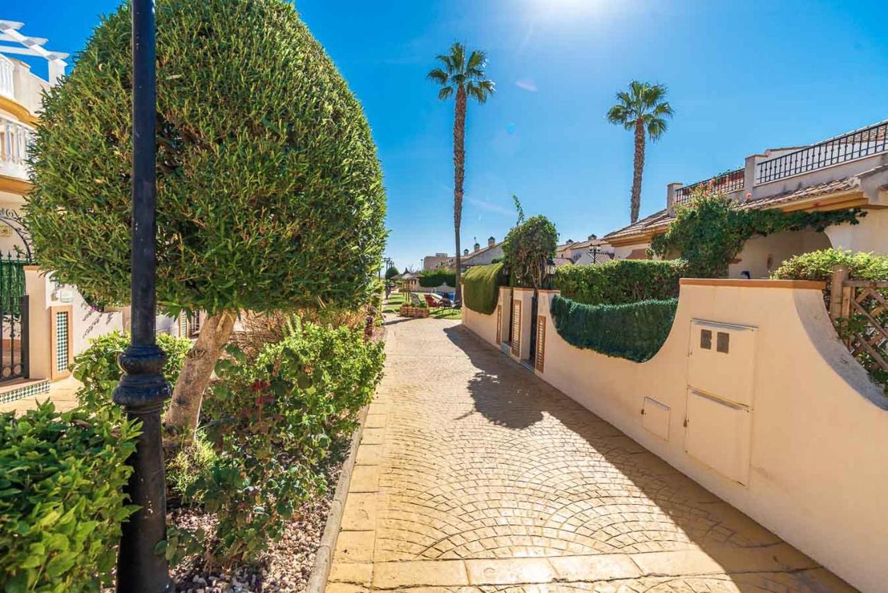 Dehesa de Campoamor  Beautiful Sea Views Apartment Cabo Roig מראה חיצוני תמונה